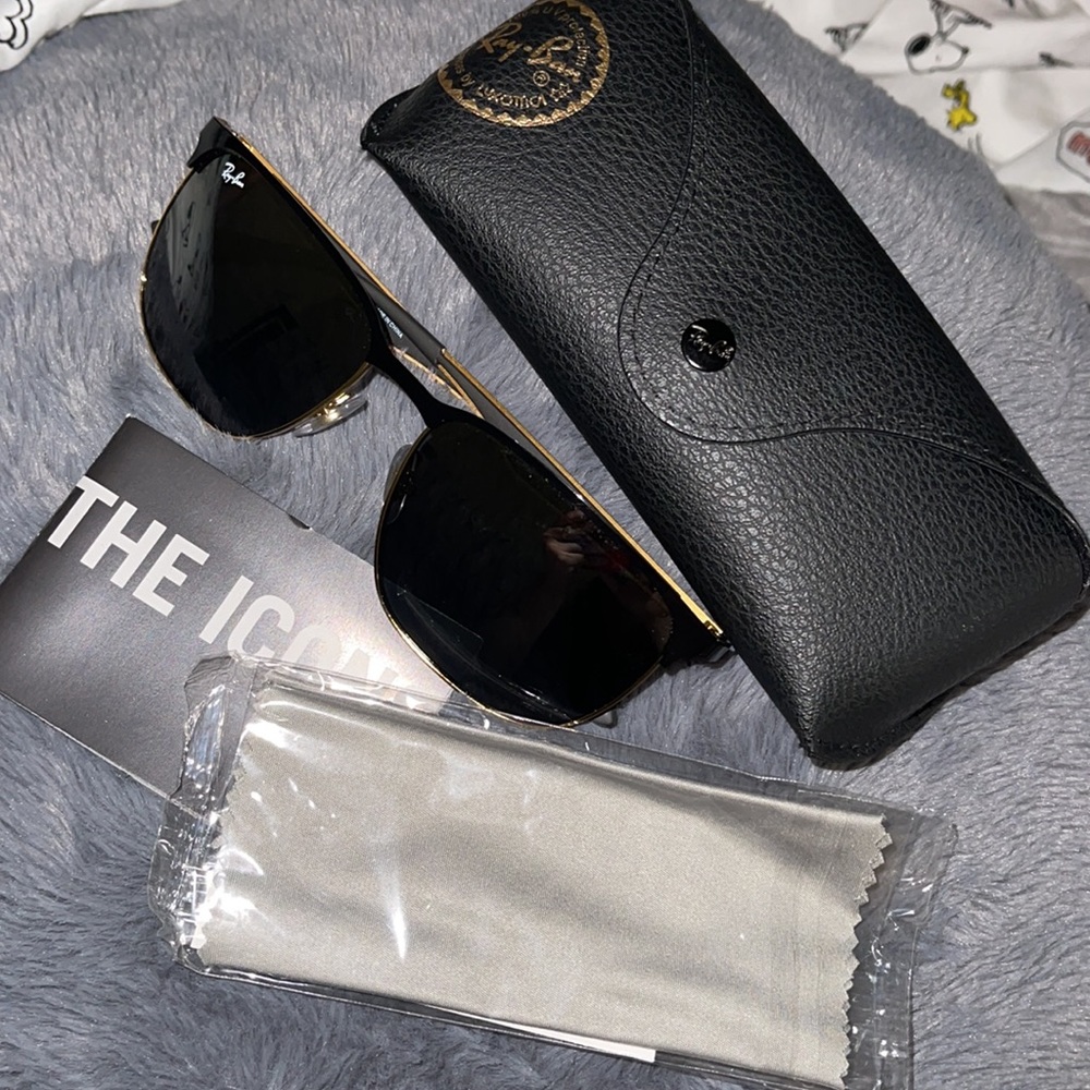 RayBan Women’s sunglasses, never used. - Picture 2 of 6